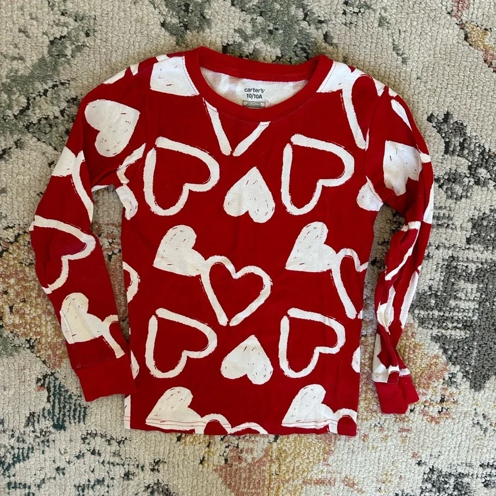 Carter’s Girls Snug Fit Allover Heart Graphic Long Sleeve Shirt Size 10
